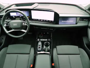 AUDI Q6 e-tron quattro