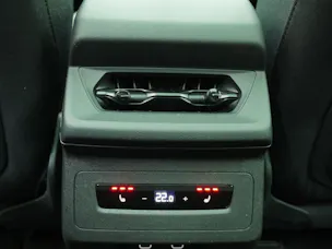 AUDI Q6 e-tron quattro