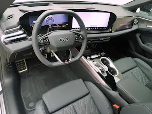 AUDI A6 Avant 2.0 e-hybrid S line quattro S-Tronic