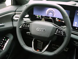 AUDI A6 Avant 2.0 e-hybrid S line quattro S-Tronic