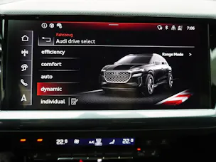 AUDI Q4 e-tron 55 quattro