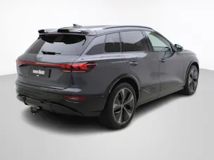 AUDI SQ6 e-tron quattro
