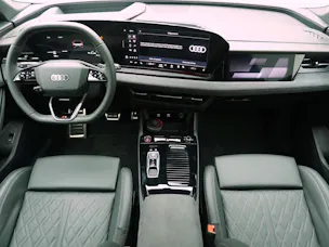 AUDI SQ6 e-tron quattro