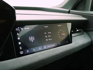 AUDI SQ6 e-tron quattro