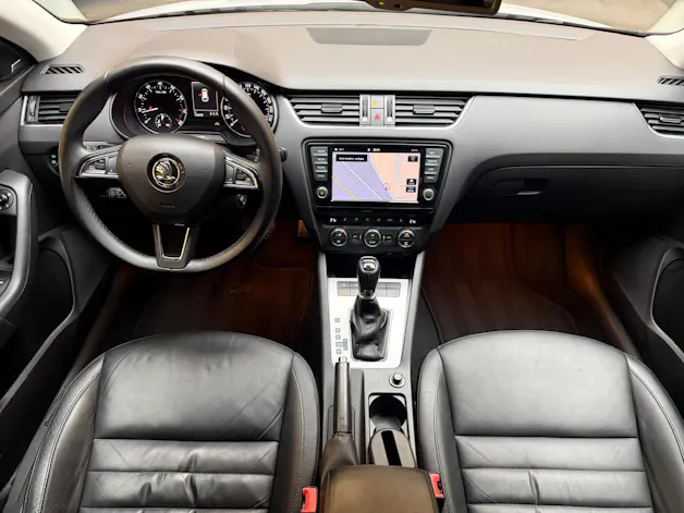 SKODA Octavia Combi 1.8 TSI Ambition DSG