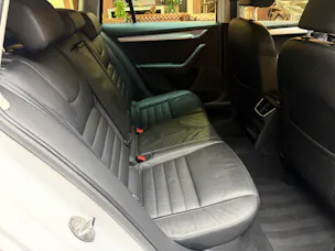 SKODA Octavia Combi 1.8 TSI Ambition DSG