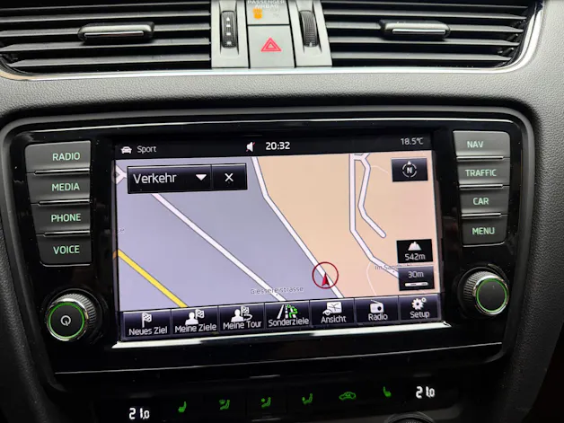 SKODA Octavia Combi 1.8 TSI Ambition DSG