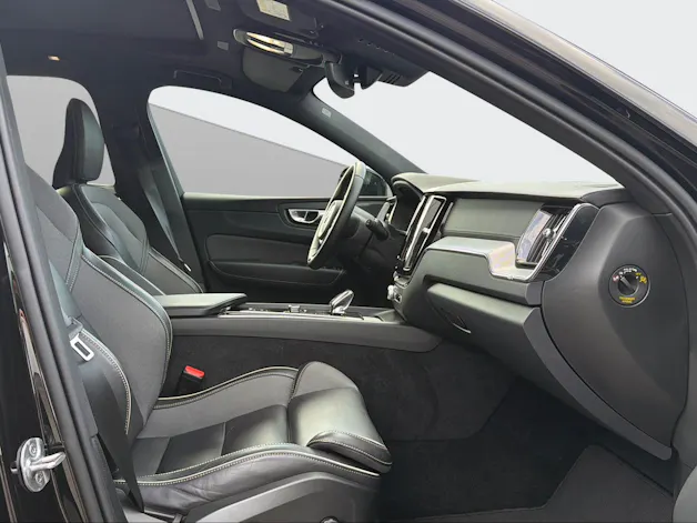 VOLVO XC60 2.0 T8 TE Xcentric Black Edition eAWD