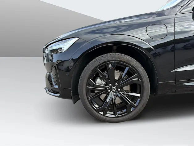 VOLVO XC60 2.0 T8 TE Xcentric Black Edition eAWD