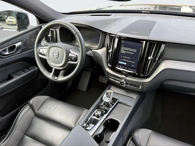 VOLVO XC60 2.0 T8 TE Xcentric Black Edition eAWD