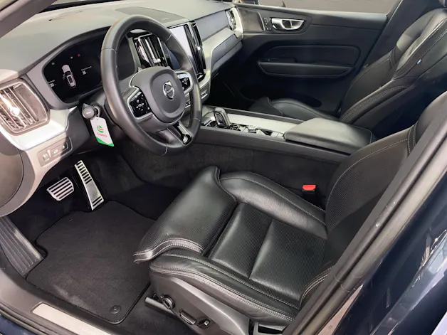 VOLVO XC60 2.0 T8 TE R-Design eAWD