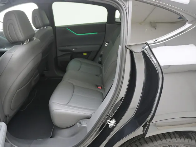 XPENG G6 Performance Black Edition AWD