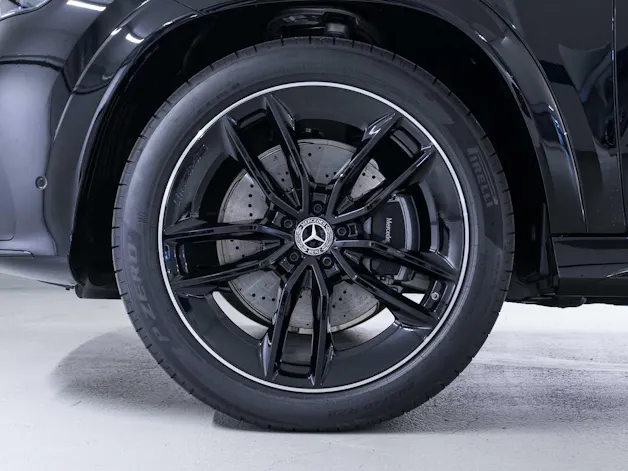 MERCEDES-BENZ GLE 300 d 4MATIC