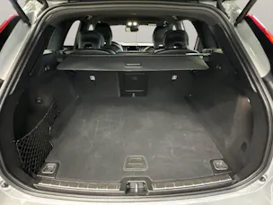 VOLVO XC60 2.0 B4 MH Plus Dark AWD
