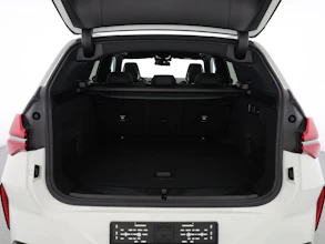 https://vehicle.imgix.net/4485090/d7cf3230-3f58-44ee-96d0-43faaed7a339.jpg