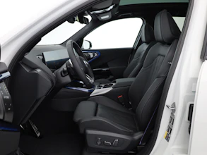 https://vehicle.imgix.net/4485090/e8805d4a-023c-4149-a454-f3e9f11c9cc7.jpg