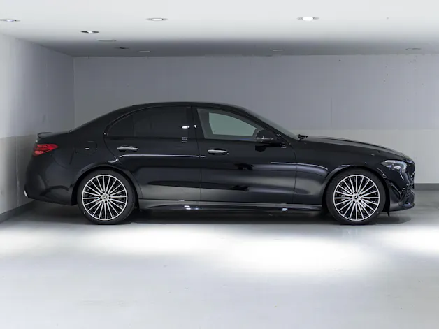 MERCEDES-BENZ C 220 d 4MATIC Swiss Star