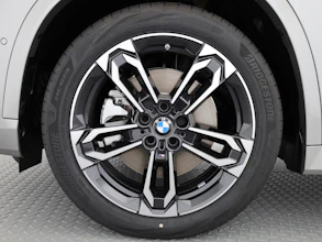 https://vehicle.imgix.net/4485138/7e9ec964-b0e1-430d-badb-32886d44eddc.jpg