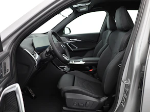 https://vehicle.imgix.net/4485138/bfc72960-4281-4446-8d99-968282b17c22.jpg