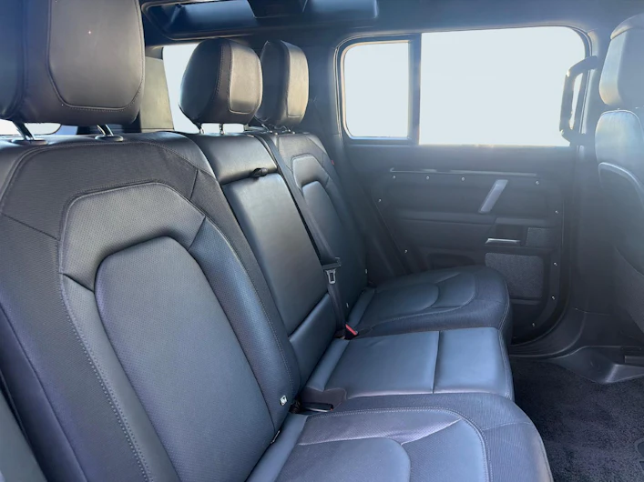 Fahrzeugbild LAND ROVER DEFENDER