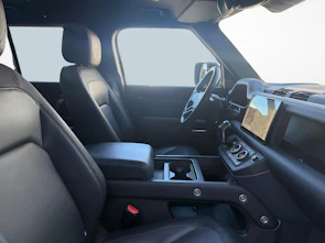 Fahrzeugbild LAND ROVER Defender 110 3.0 D I6 300 X-Dynamic HSE