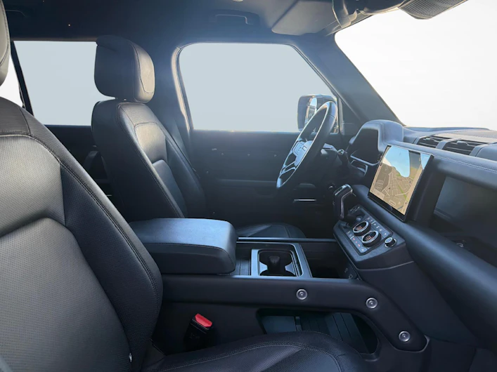 Fahrzeugbild LAND ROVER DEFENDER