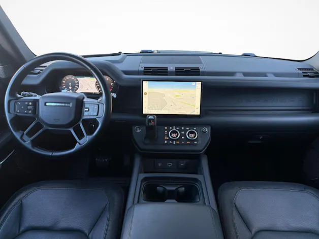 Land Rover Defender 110 3.0 D I6 300 X-Dynamic HSE