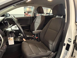 https://vehicle.imgix.net/4485159/1e63bfed-50db-44f4-b85f-07810e97f758.jpeg