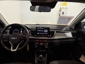 https://vehicle.imgix.net/4485159/263d2d10-4468-44e1-b731-69d56c0724f5.jpeg