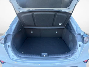 https://vehicle.imgix.net/4485160/0101a47f-e0f0-4176-86e9-1db8479c16a4.jpg