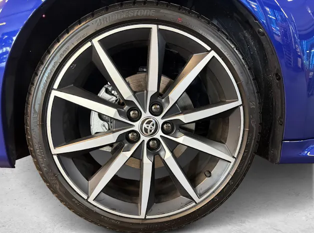 Toyota Yaris 1.5 VVT-i HSD GR Sport