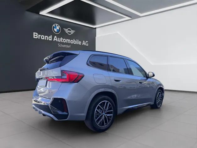 BMW X1 23i xDrive paddles