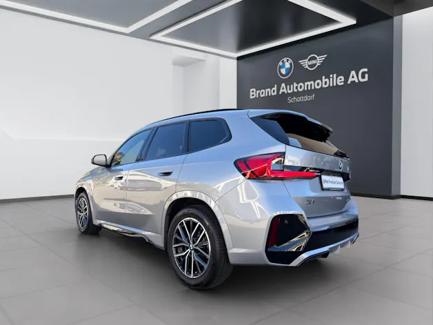 BMW X1 23i xDrive paddles