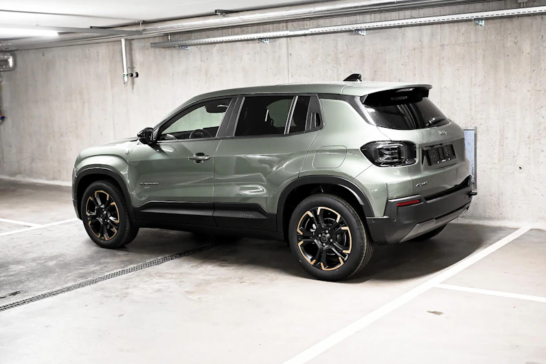 image du véhicule JEEP AVENGER