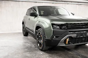 JEEP Avenger 1.2 MHEV 85th Anniversary 4xe