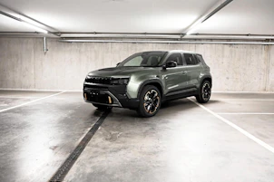 image du véhicule JEEP Avenger 1.2 MHEV 85th Anniversary 4xe