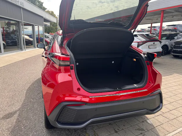 Toyota C-HR 2.0 PHEV Swiss Edition