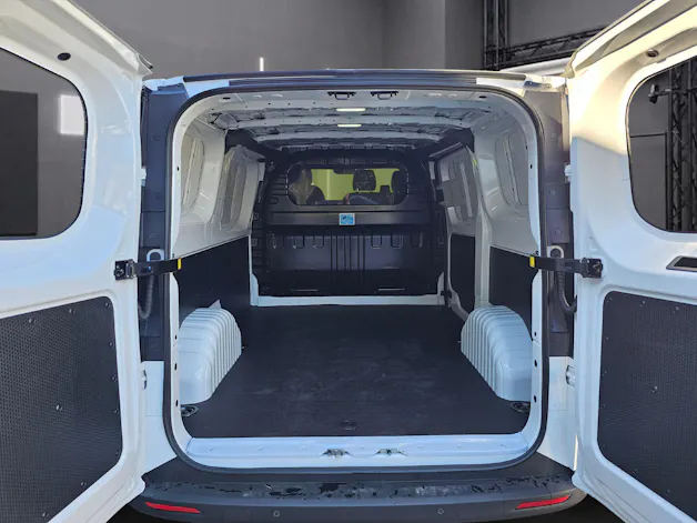 MAXUS Deliver 7 Kaw. L1H1 2.0 TD Base