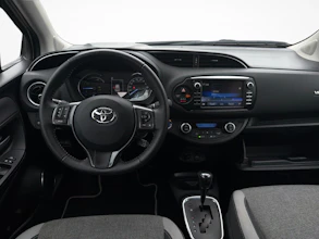 https://vehicle.imgix.net/4485278/559169ca-9496-4bcd-a27e-46a00f75d707.jpg