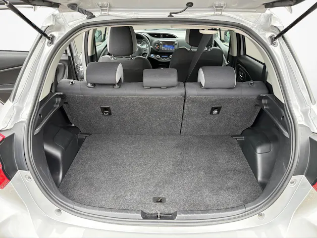 Toyota Yaris 1.5 VVT-i HSD Trend