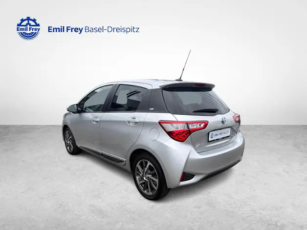 Toyota Yaris 1.5 VVT-i HSD Trend