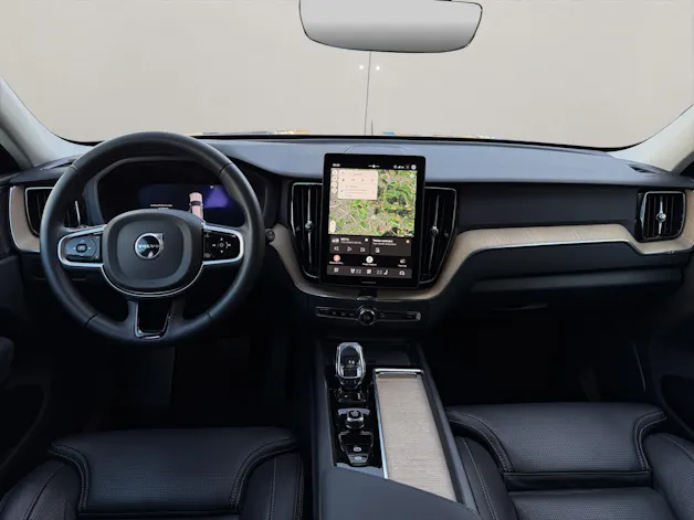 VOLVO XC60 2.0 B5 MH Plus Dark AWD