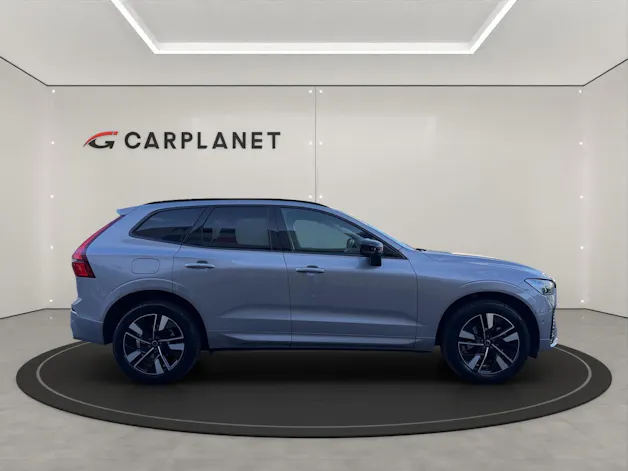VOLVO XC60 2.0 B5 MH Plus Dark AWD