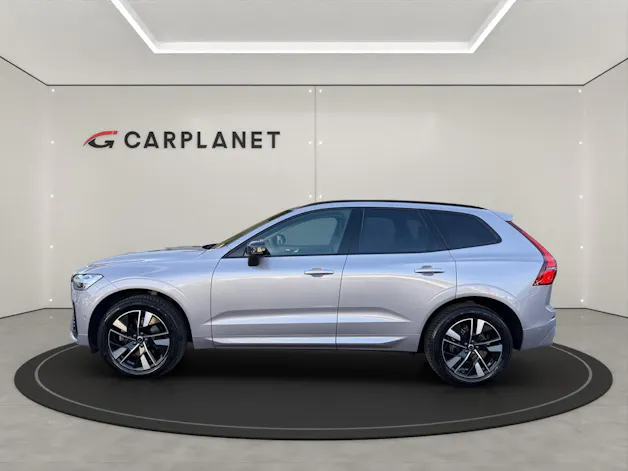 VOLVO XC60 2.0 B5 MH Plus Dark AWD