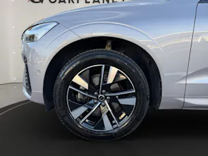 VOLVO XC60 2.0 B5 MH Plus Dark AWD