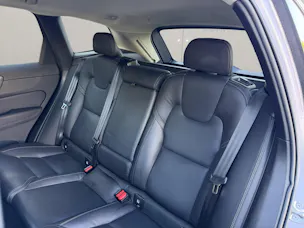 VOLVO XC60 2.0 B5 MH Plus Dark AWD