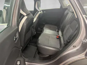 RENAULT Captur 1.6 E-Tech Plug-in Intens