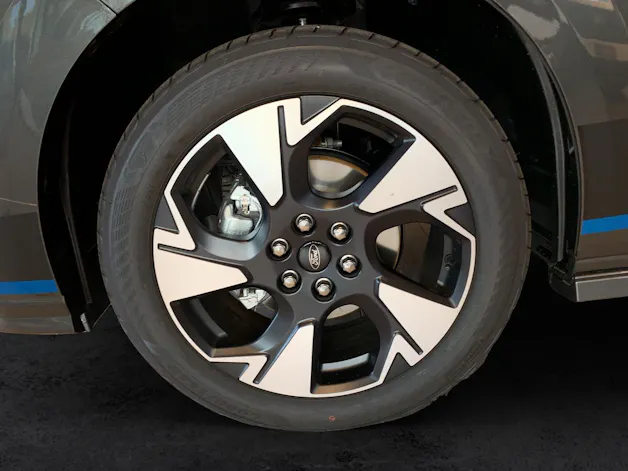 FORD Tourneo C Bus 320 L1 2.0 170 Sport 4x4