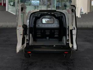 FORD E-Transit Courier Van Trend