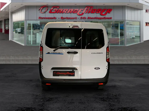 FORD E-Transit Courier Van Trend